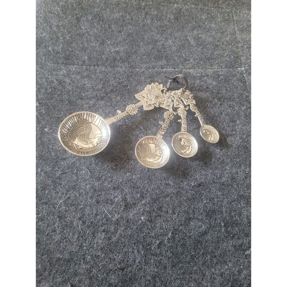 Vintage Ganz Chef 4Pc Measuring Spoon Set- Flowers and Roosters Retired - Picture 3 of 4